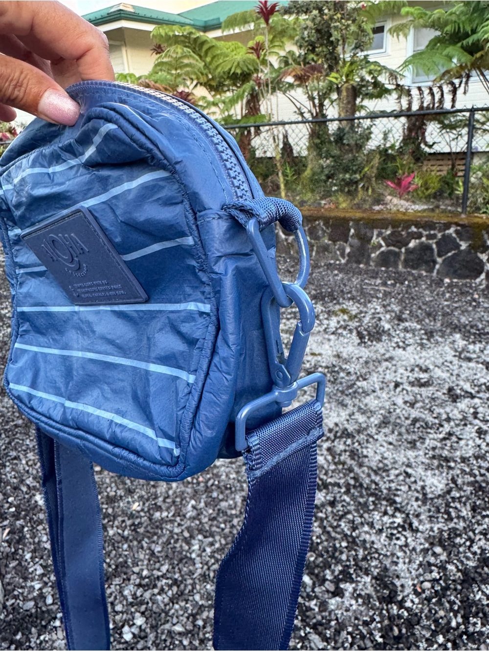 ALOHA Collection Blue Stripe Splash-Proof Crossbody Travel Bag - Picture 8 of 8